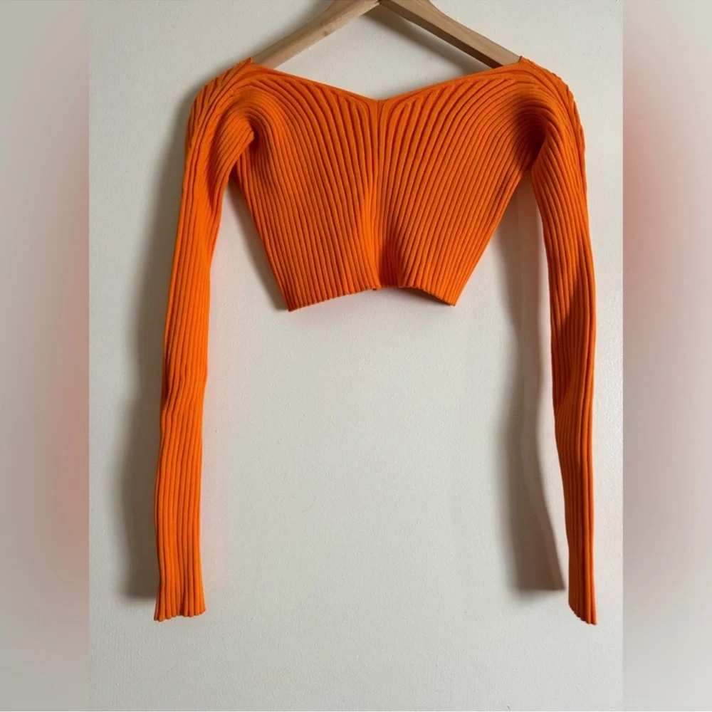 Jacquemus Orange Ribbed Long Sleeve Crop Top - Picture 7 of 10
